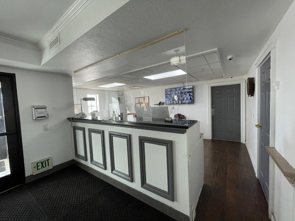 Quality Inn Carlin 13/58