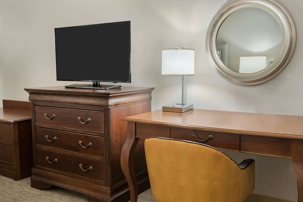 Hampton Inn Bedford Burlington 40/45