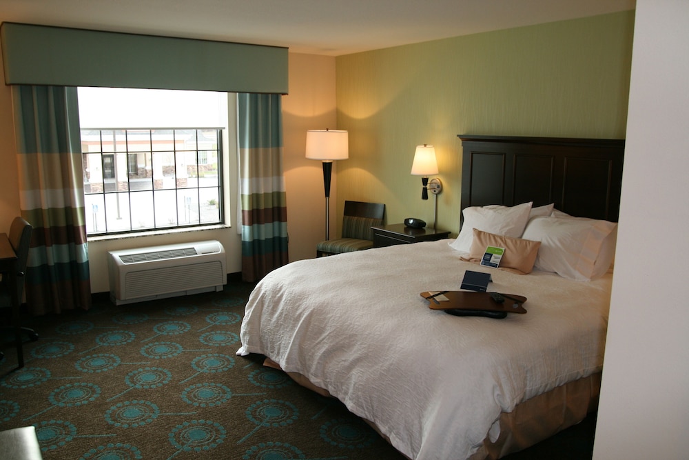 Hampton Inn And Suites St Cloud 23/48