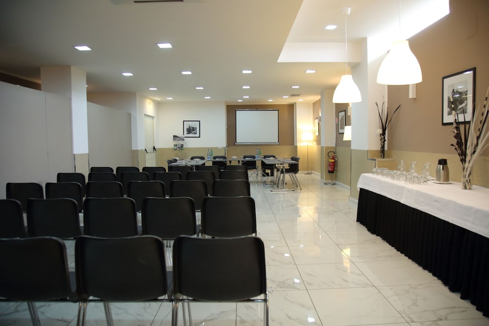 Stelle the Businest Hotel 42/47