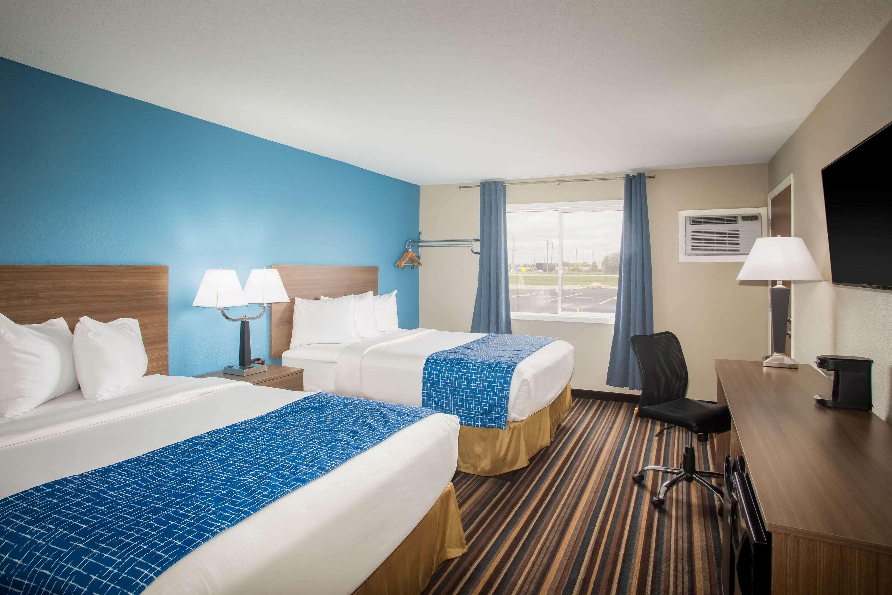 Travelodge By Wyndham Wahpeton 8/30