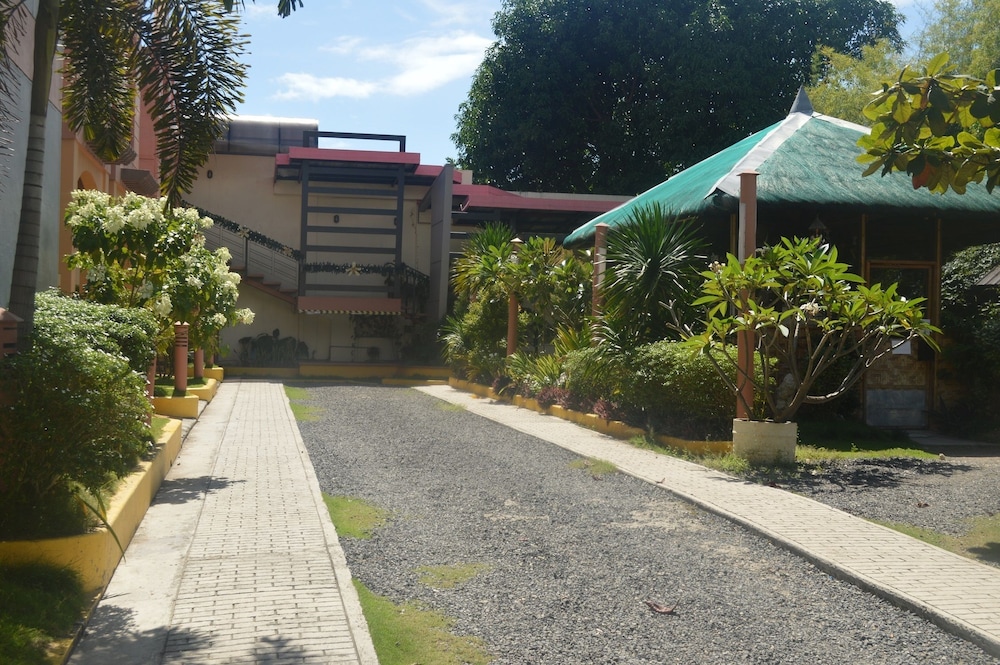 Manora Apartments And Guest House 59/66