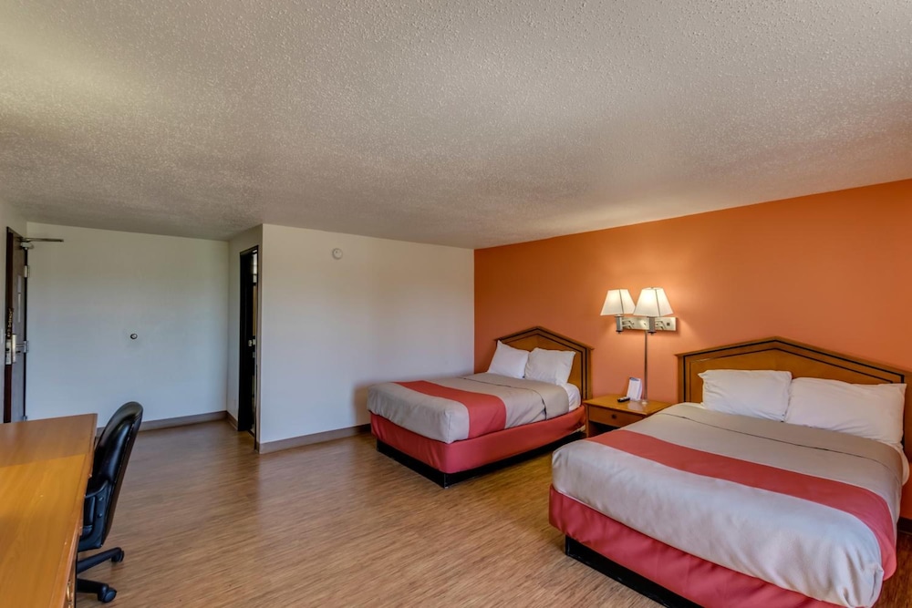 Motel6 Albert Lea, MN 29/59