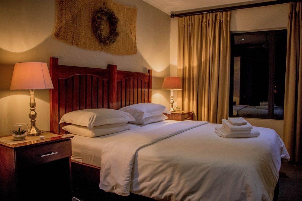 The Ranch House at African Safari Lodge 22/50
