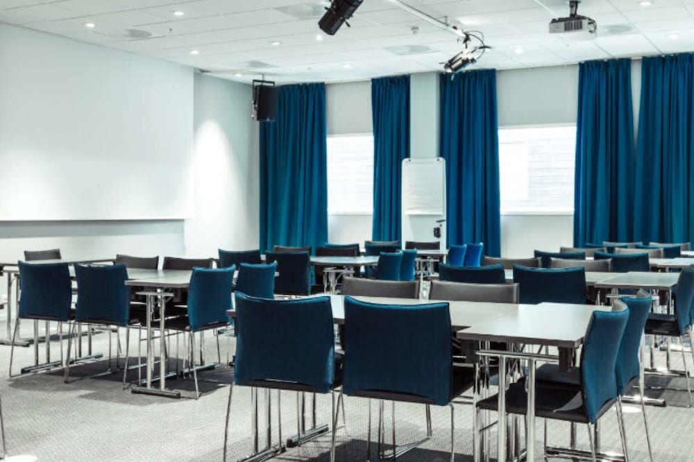 MOXY OSLO X 68/78