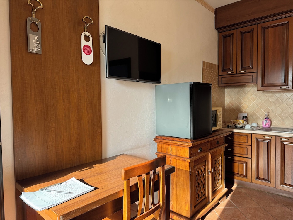Euro House Inn Airport Hotel Residence 59/72
