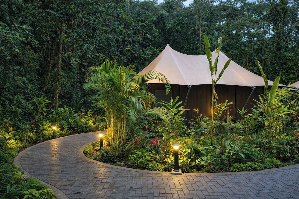 Tifakara Boutique Hotel 43/50
