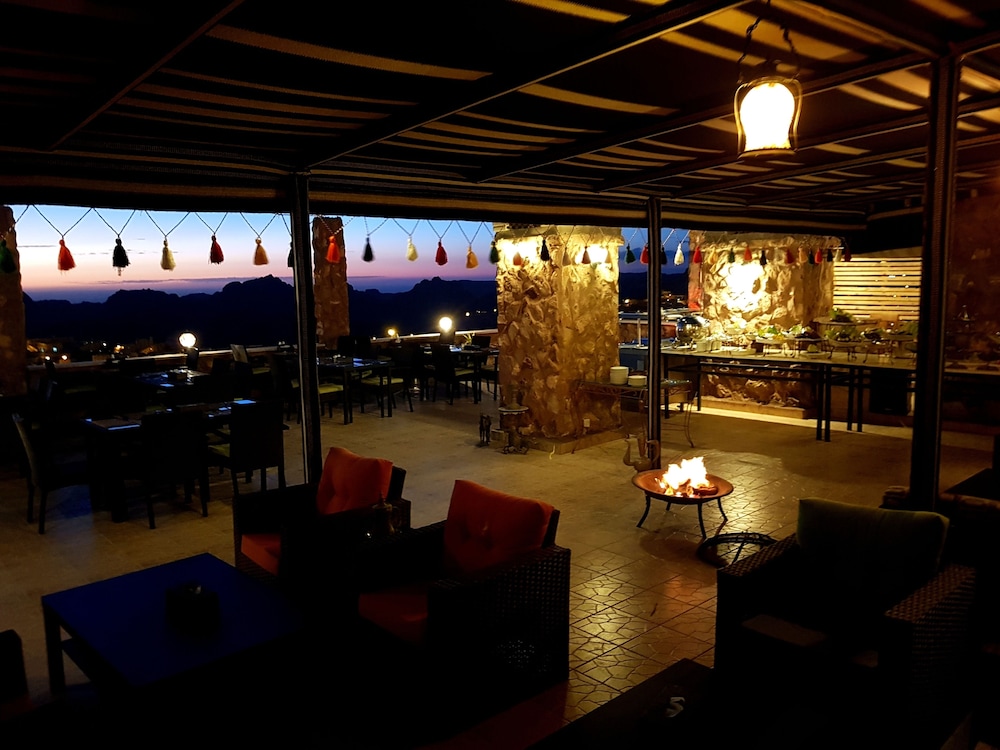 Tetra Tree Hotel 29/43