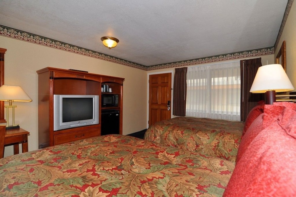 Geary Parkway Motel 60/72