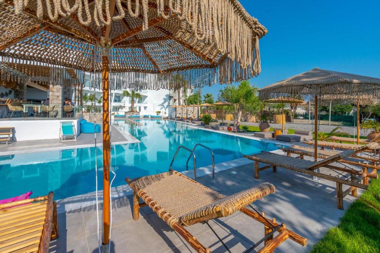 Kouros Home - Adults Only 28/32