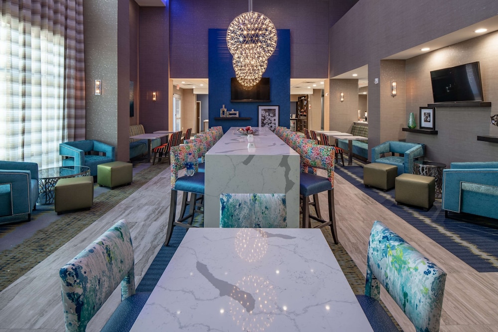 Hampton Inn And Suites Dallas/Plano Central 46/66