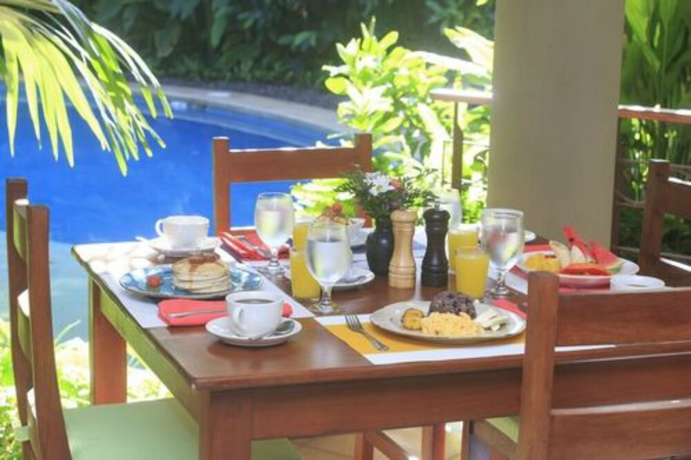 Olas Verdes Hotel 13/33