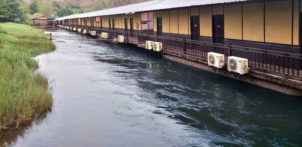 Nakakiri Resort & Spa Kanchanaburi 54/67