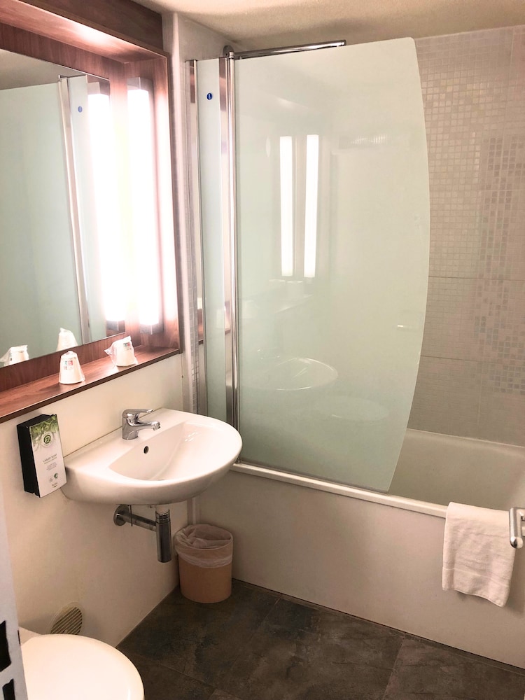 Hotel Campanile Montelimar Les Tourrettes 42/43