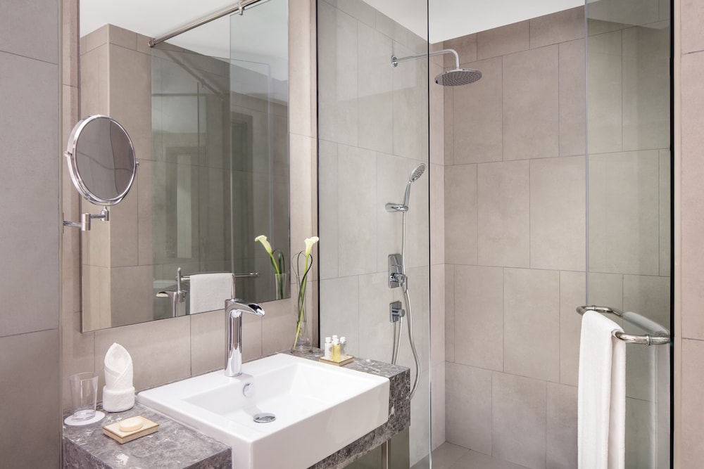 The First Collection at Jumeirah Village Circle, a Tribute Portfolio Hotel 11/35