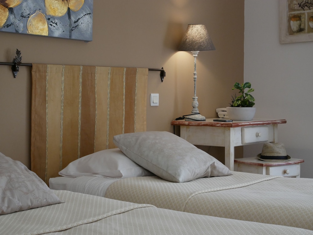 Hotel Les Ambres 27/49