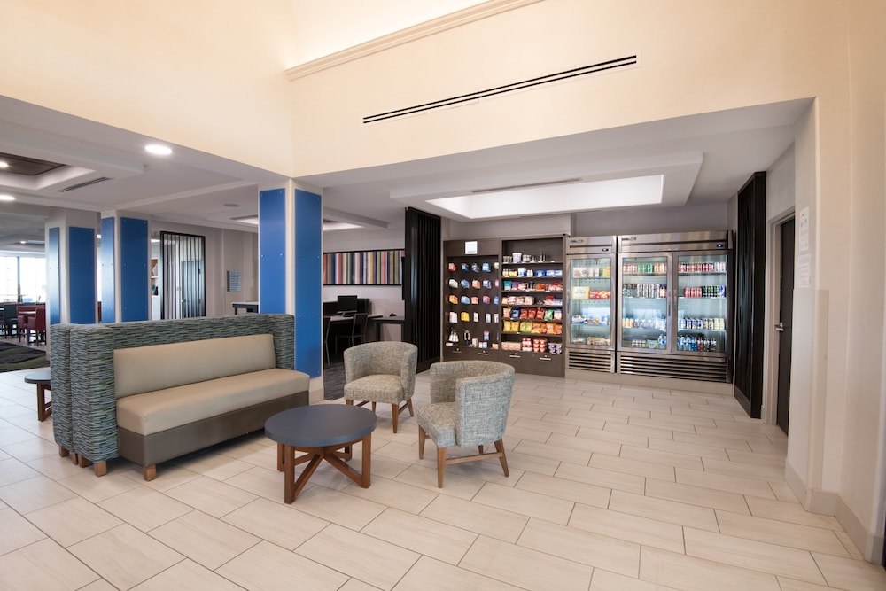 Holiday Inn Express Hotel Suites Yuma 49/79