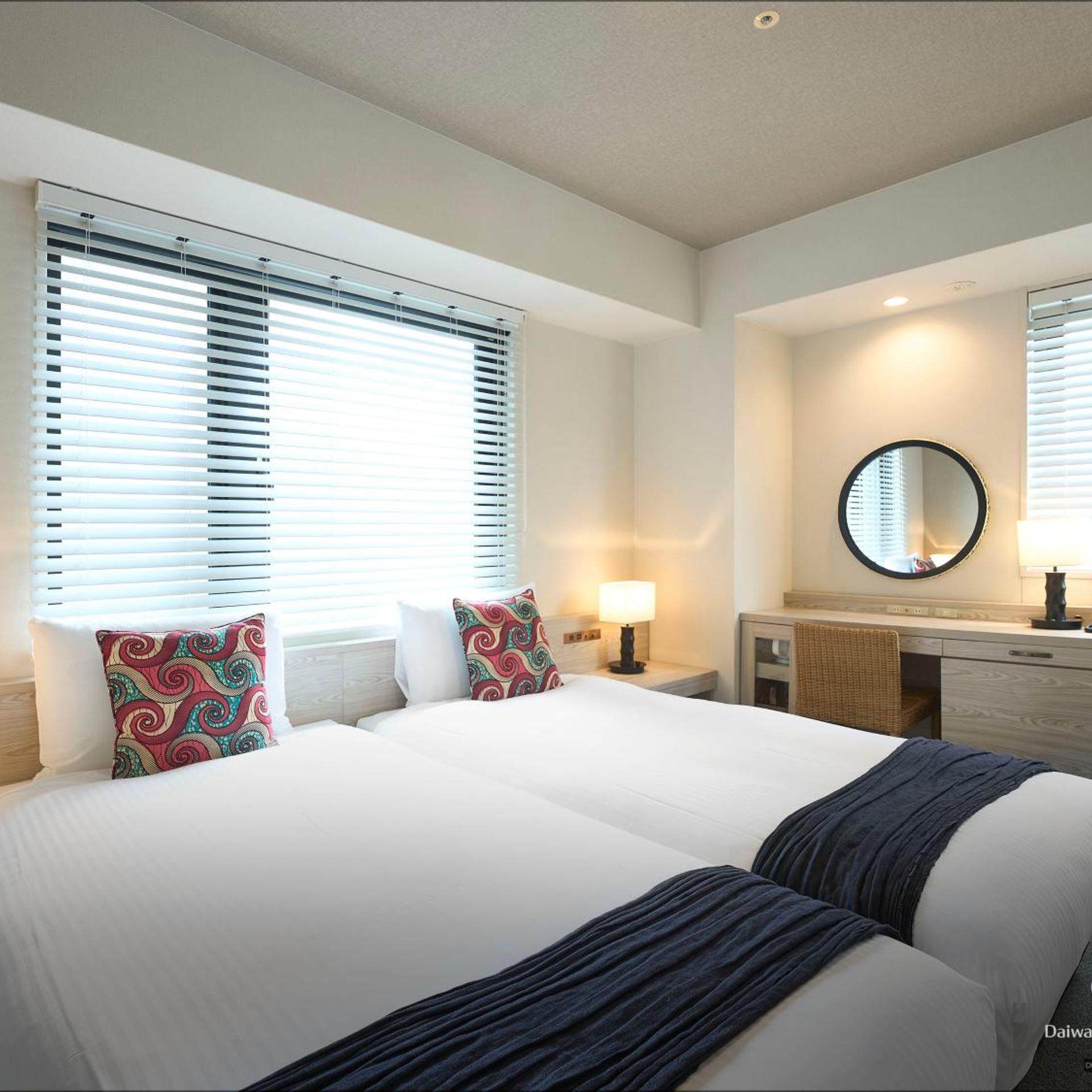 Room, Twin Beds, Female Floor