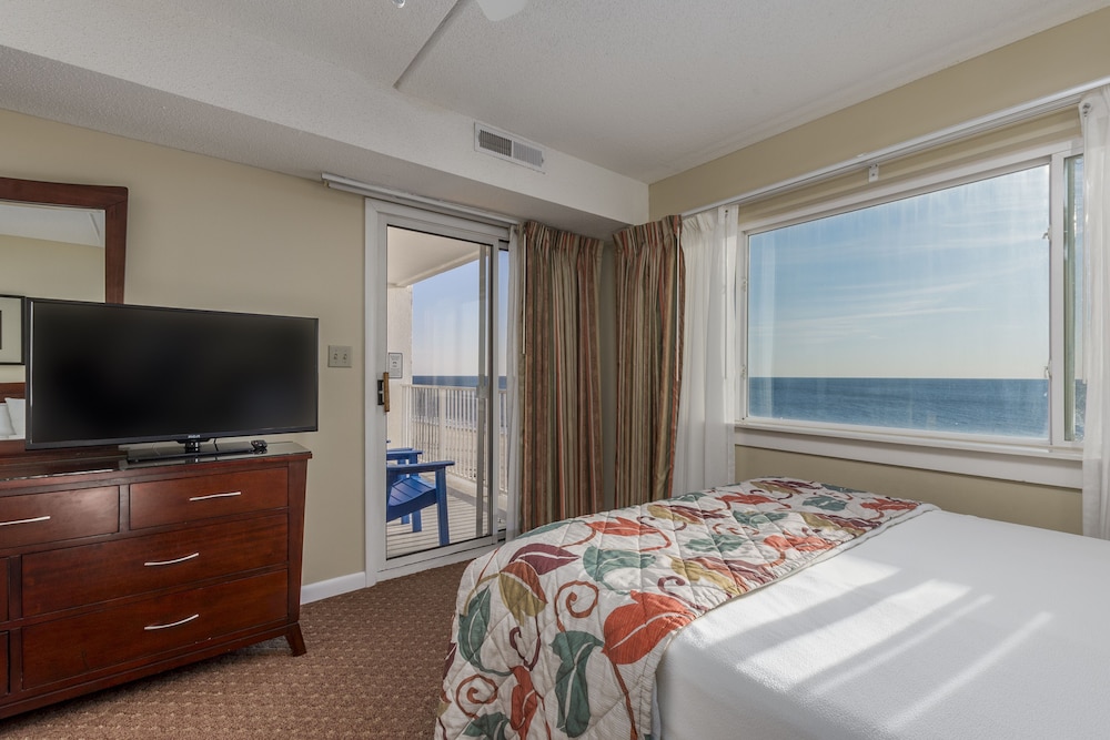 Princess Royale Oceanfront Resort 31/79