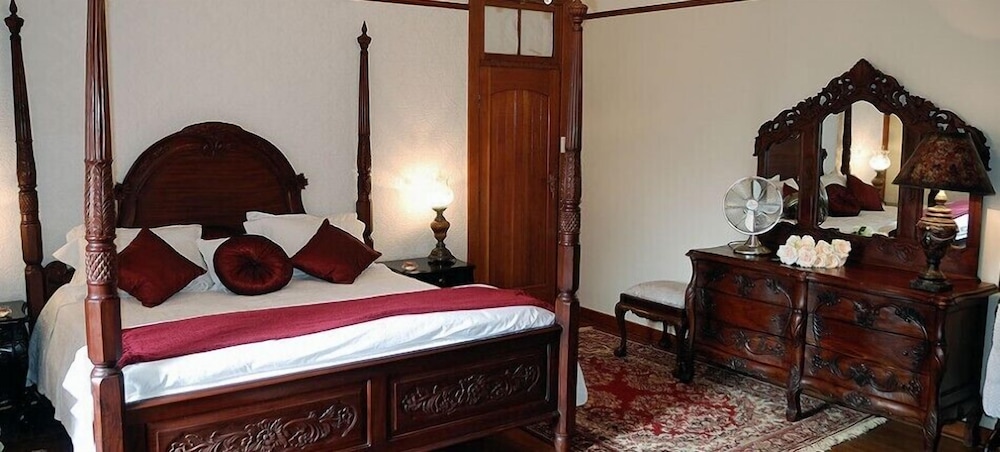 Dankhof Guest House 8/23