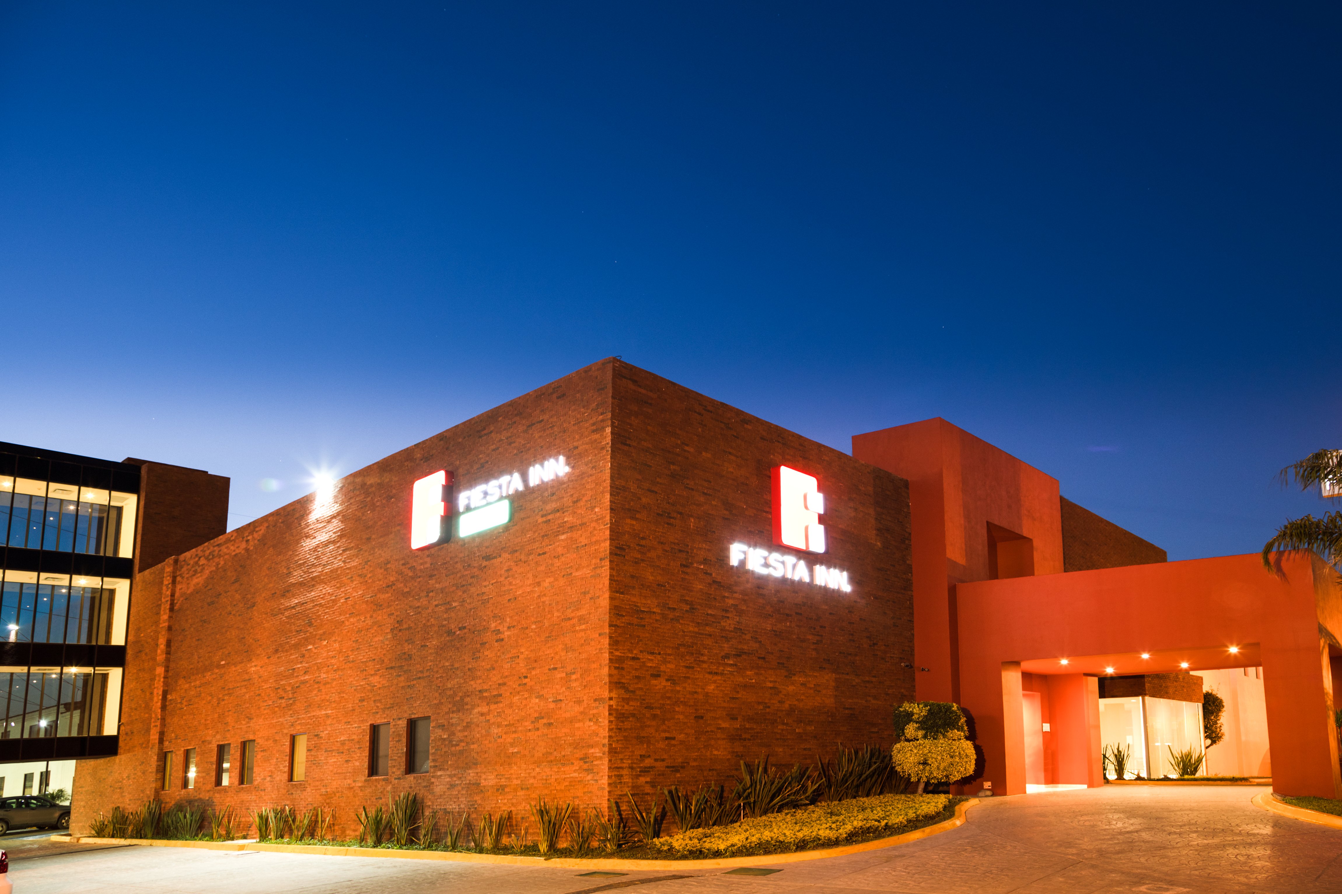 Fiesta Inn Monterrey La Fe 3/53