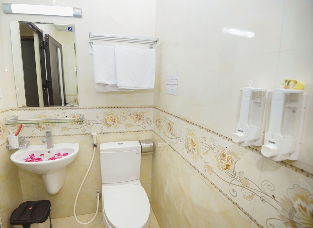Hanoi Old Town Palace Guest House 42/45