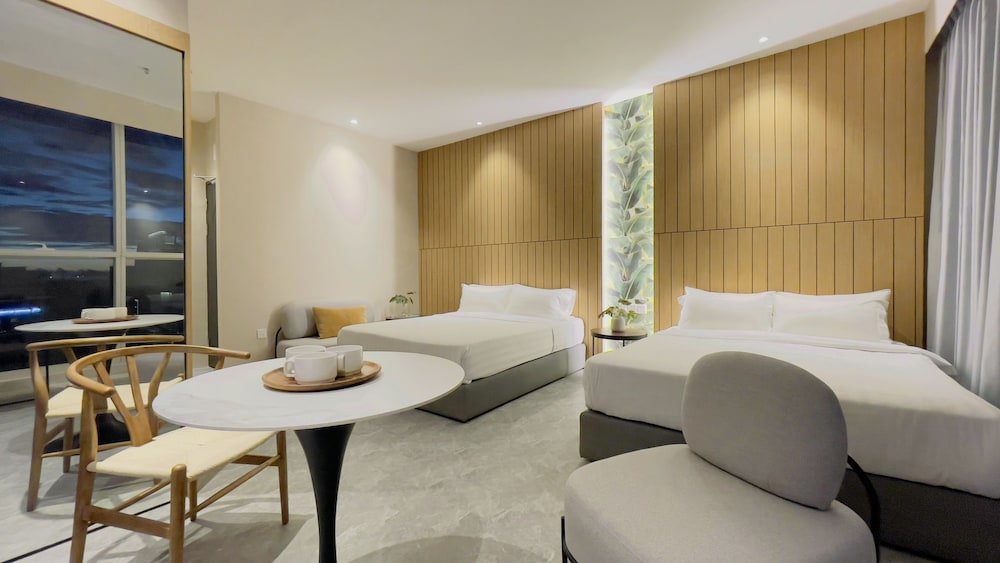 Harper Boutique Hotel 8/22