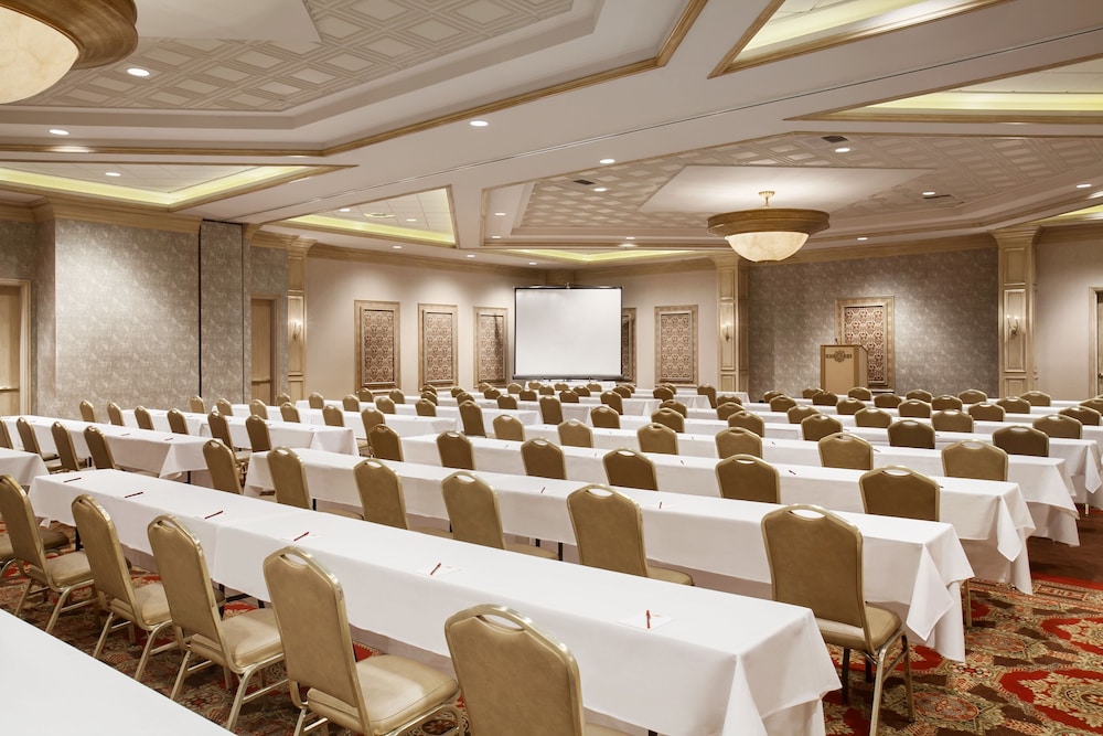 Suncoast Hotel And Casino 34/44