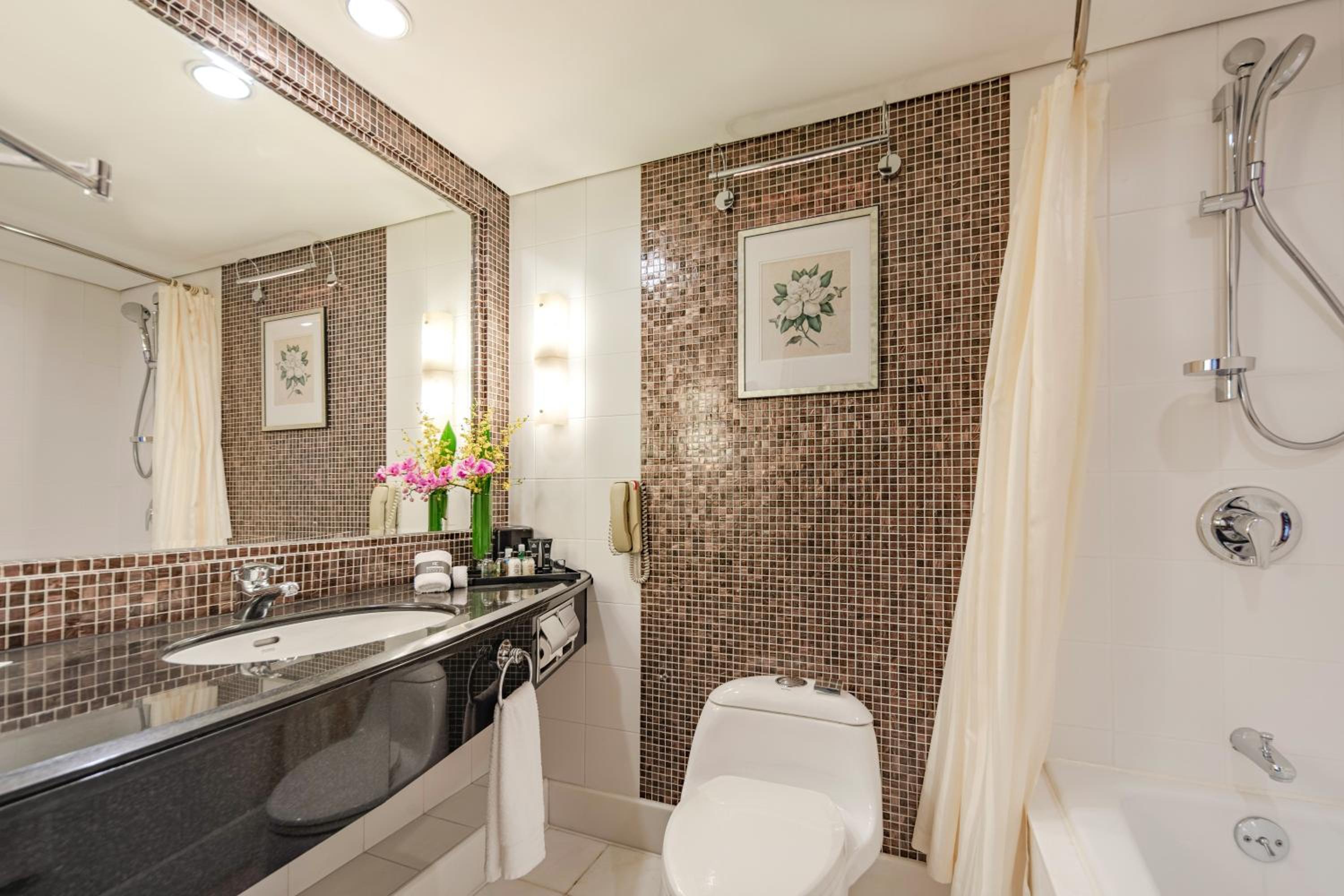 Collection، Radisson Collection Hotel Yangtze Shanghai 5/5