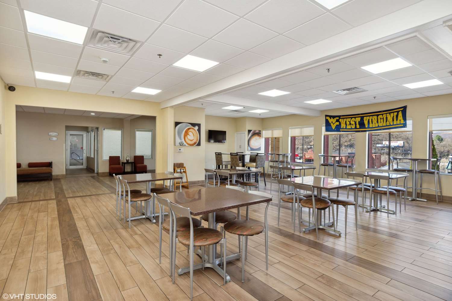 Quality Inn & Suites Morgantown - University Area 6/6