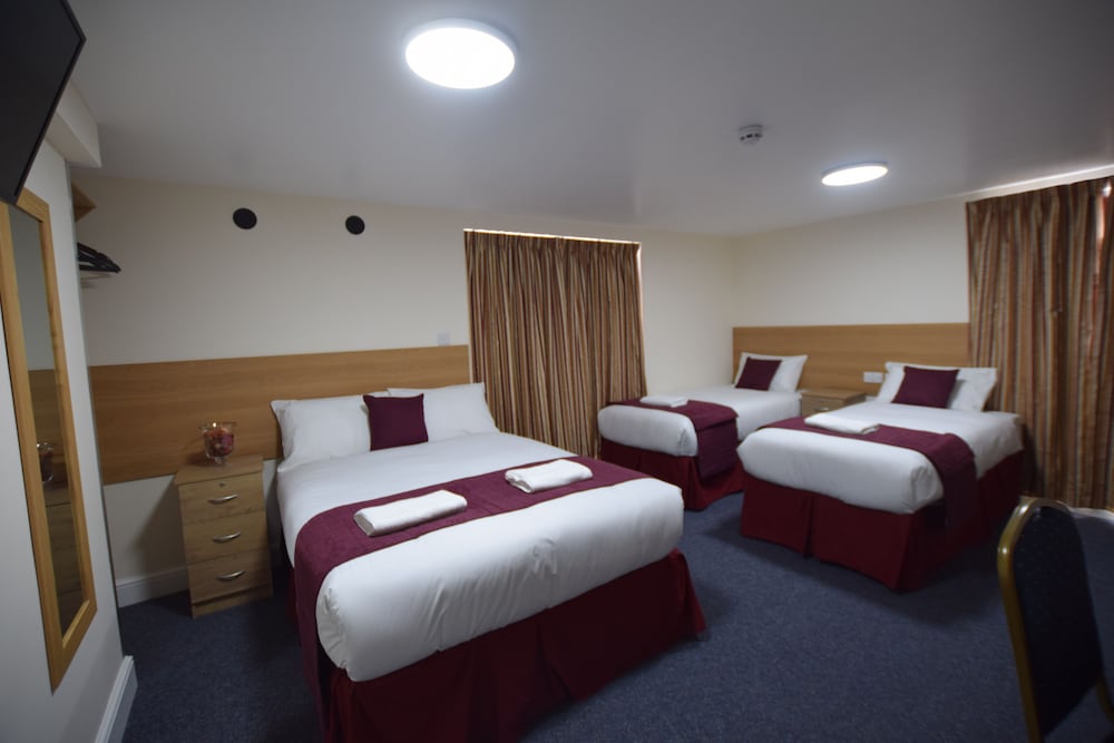 Premierlux Serviced Apartments 35/62