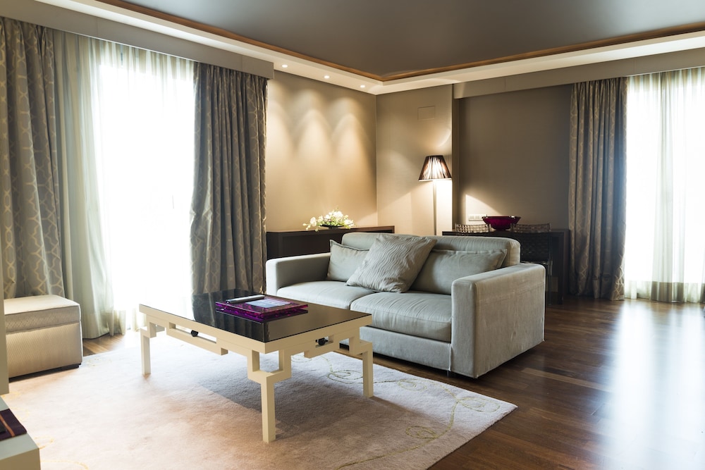 Nexus Valladolid Suites Hotel 25/44