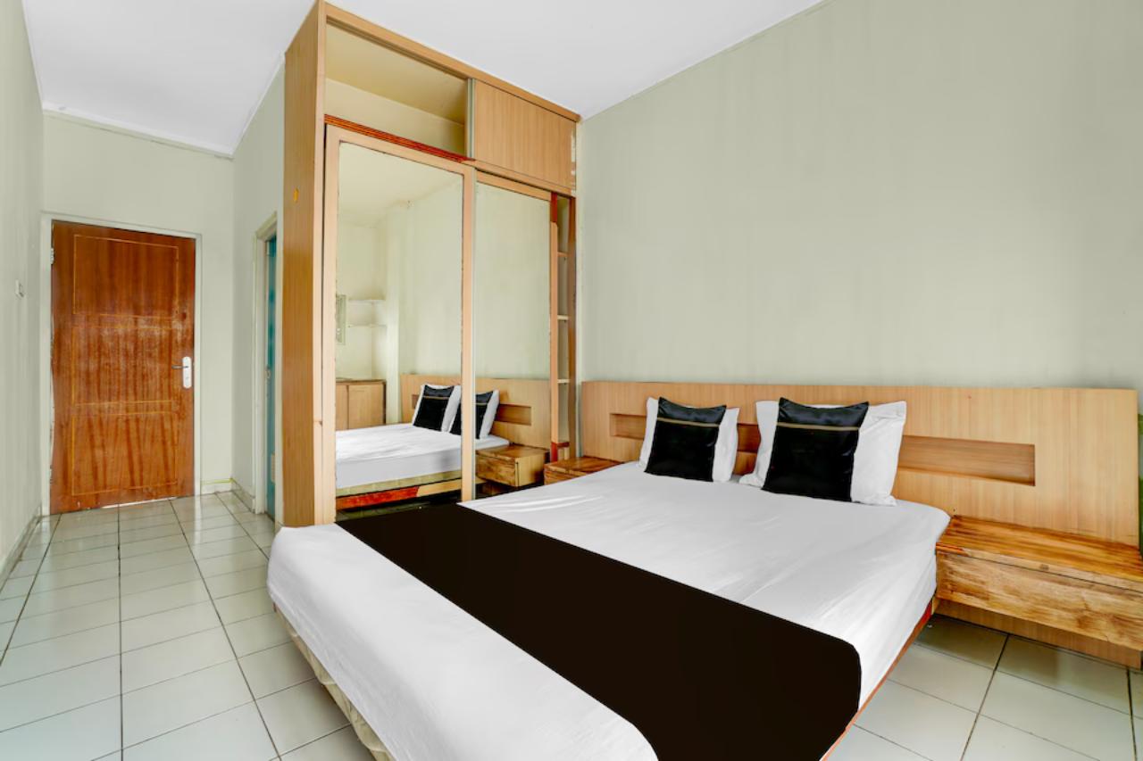 Room at Hotel O near Cilandak Town Square formerly Sultan Residence Syariah, JAKARTA