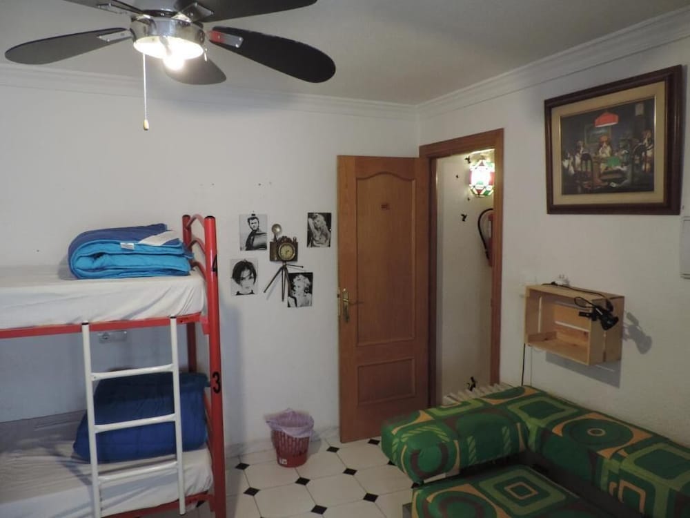 Hostal El Cascabel 46/75