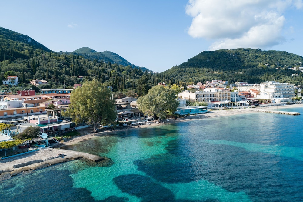 Bella Vista hotel & studios Corfu 67/72