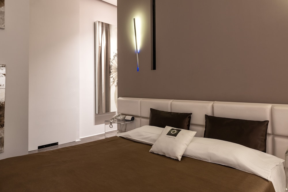 SUPERIOR, DOUBLE BED