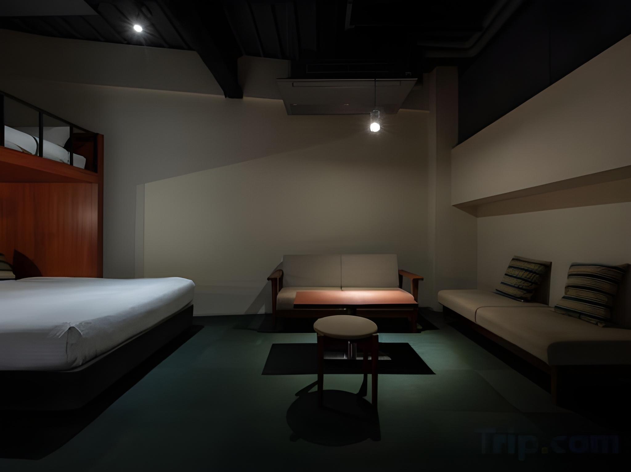 Two Suites, Loft, Moderate, 2 Double and Twin Beds, Shared Bathroom