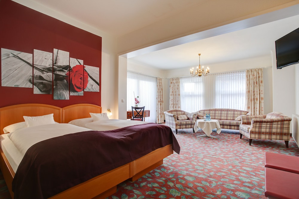 INA Hotel Consul 16/61