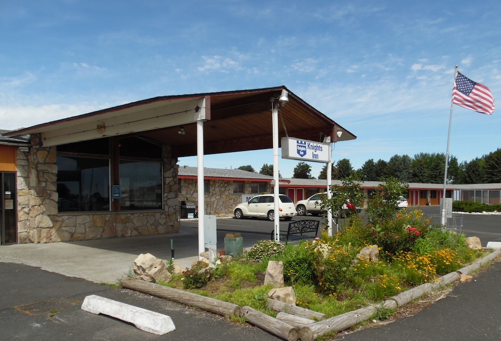 Knights Inn Boardman 3/29