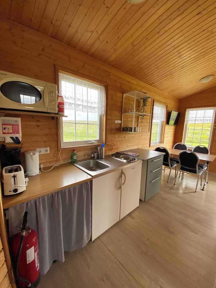 Guesthouse Stong And Cottages 5/50