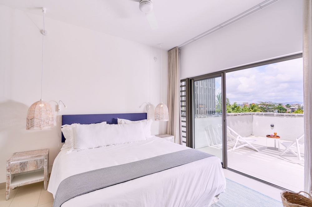 2 BEDROOMS, PENTHOUSE
