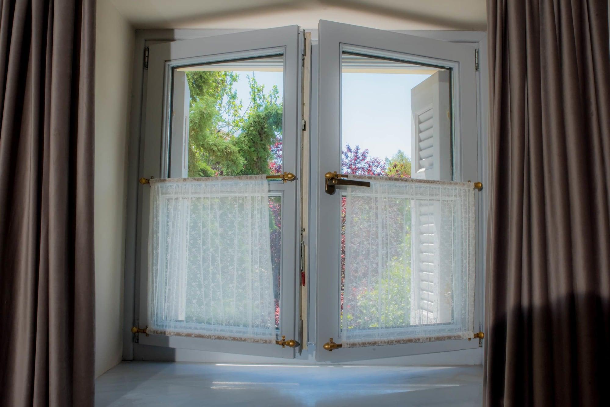 1 Bedroom, Deluxe, Suite, Executive Level, Bathtub، Kyria Boutique House 4/5