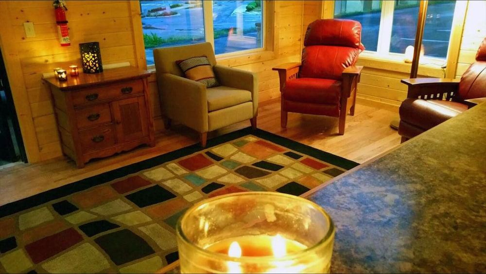 Rolling Hills Lodge 10/19