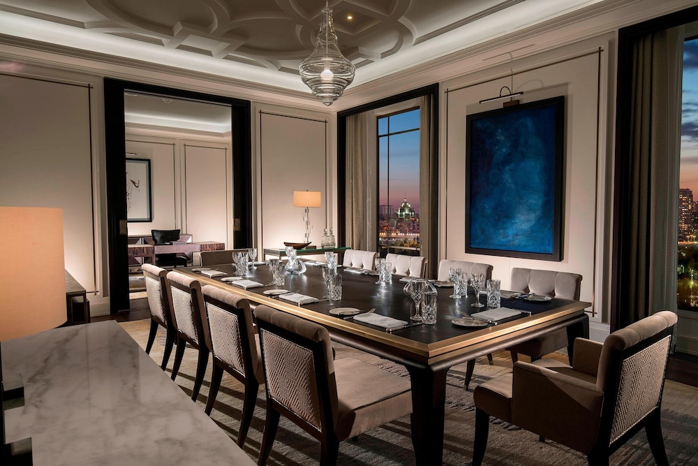 THE ST. REGIS ASTANA 61/62
