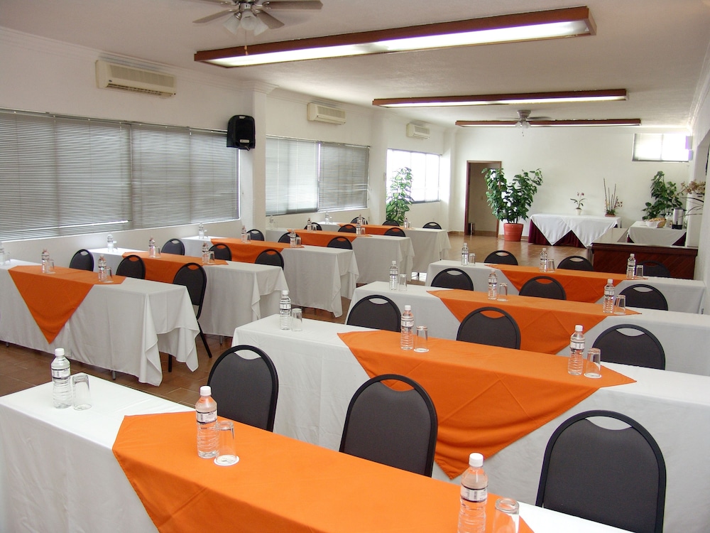 Hotel Vista Hermosa 52/66