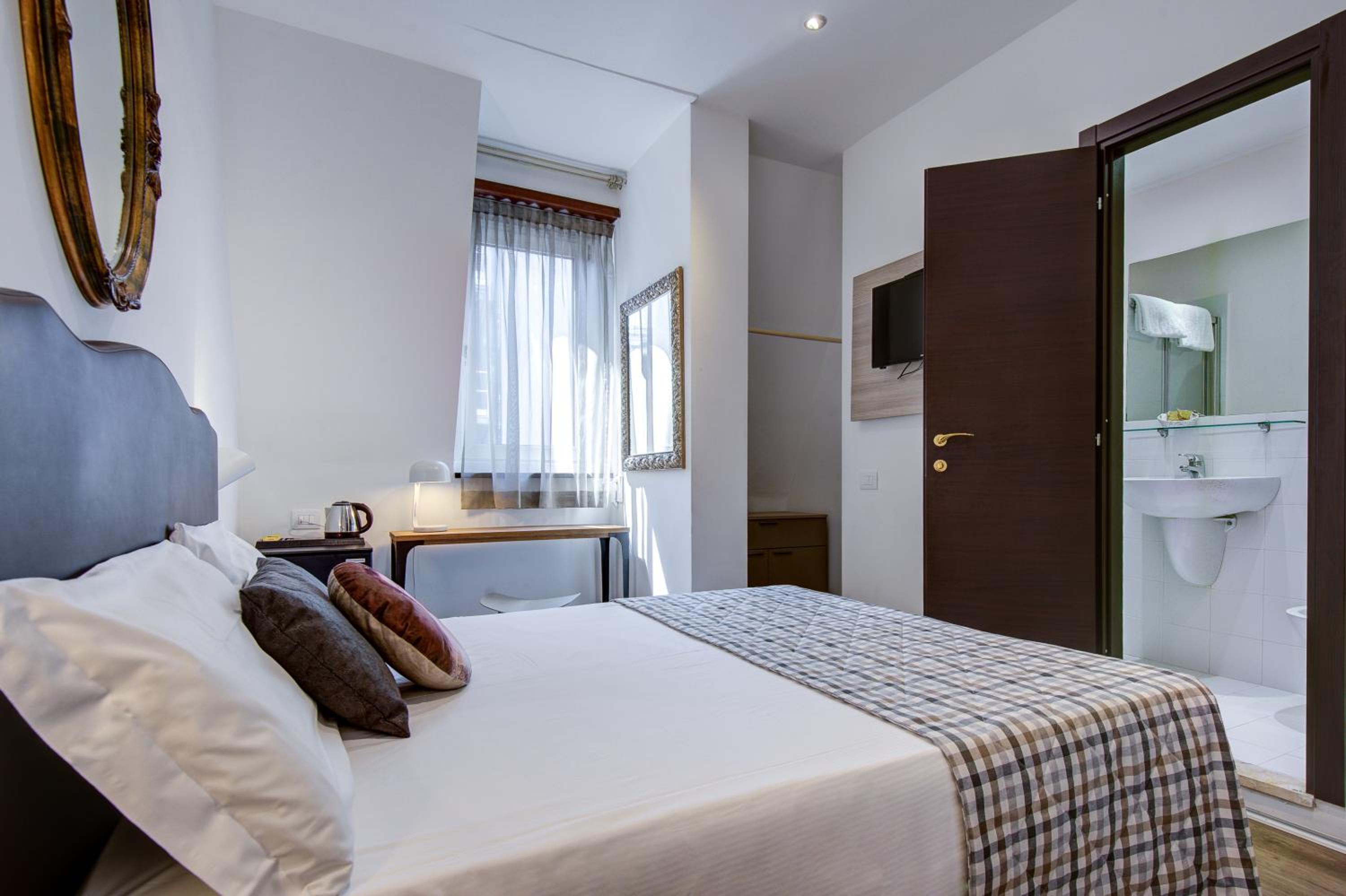 غرفة بسرير مزدوج، Hotel Bernina 4/10