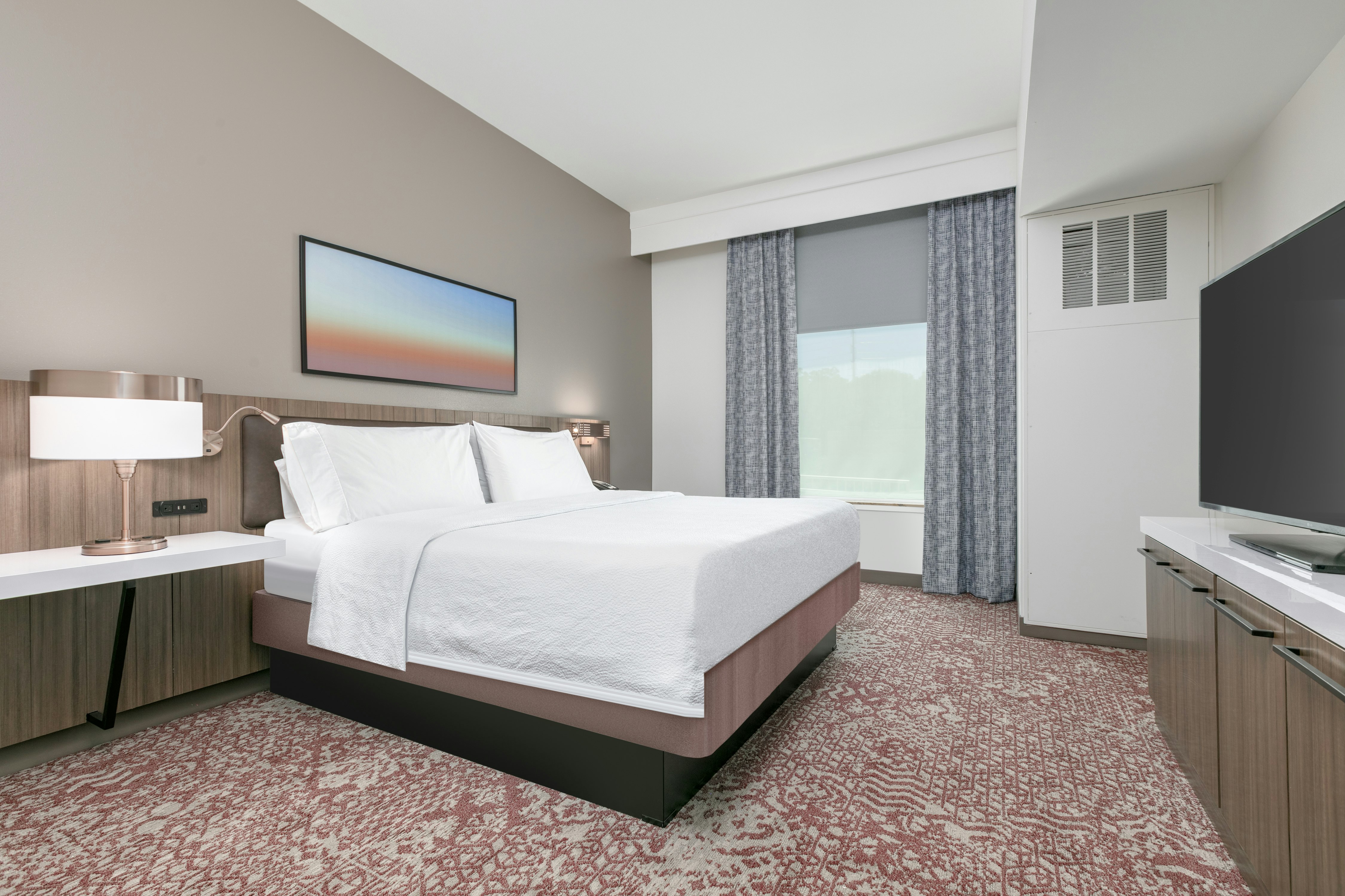 JUNIOR SUITE, KING BED