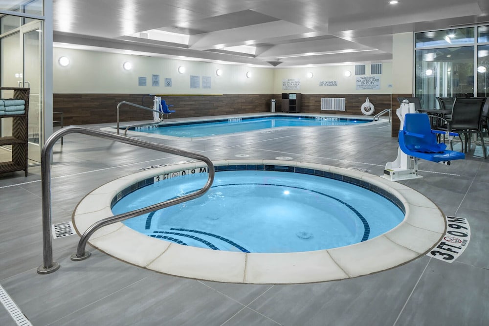 Fairfield Inn Suites Dallas Dfw Airport North Irving 16/38