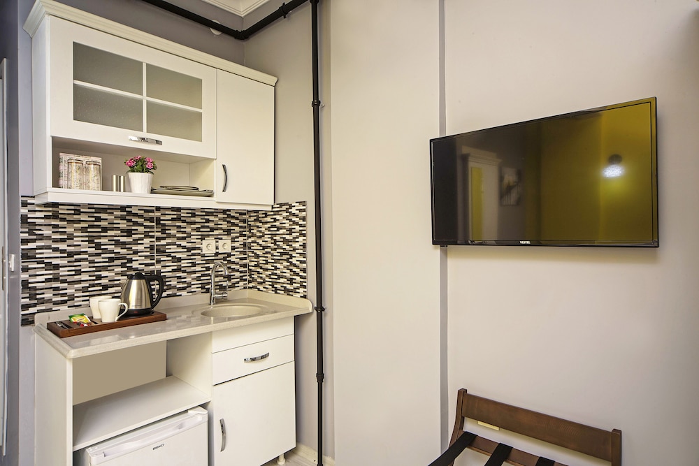TAKSIM UNIQUE SUITES 73/73