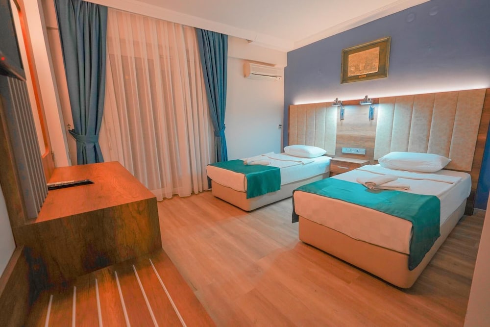 Hotel Amore Ex Adem And Eve 24/49